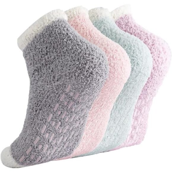 Non Slip Hospital Socks with Grips for Women Grip Slipper Socks for Women Gifts - Picture 1 of 8
